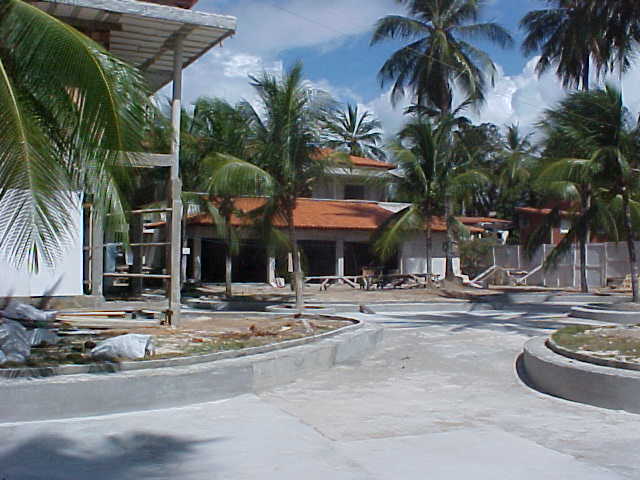 Baia Branca Beach Resort: Hotel com 31 quartos e piscina na área externa