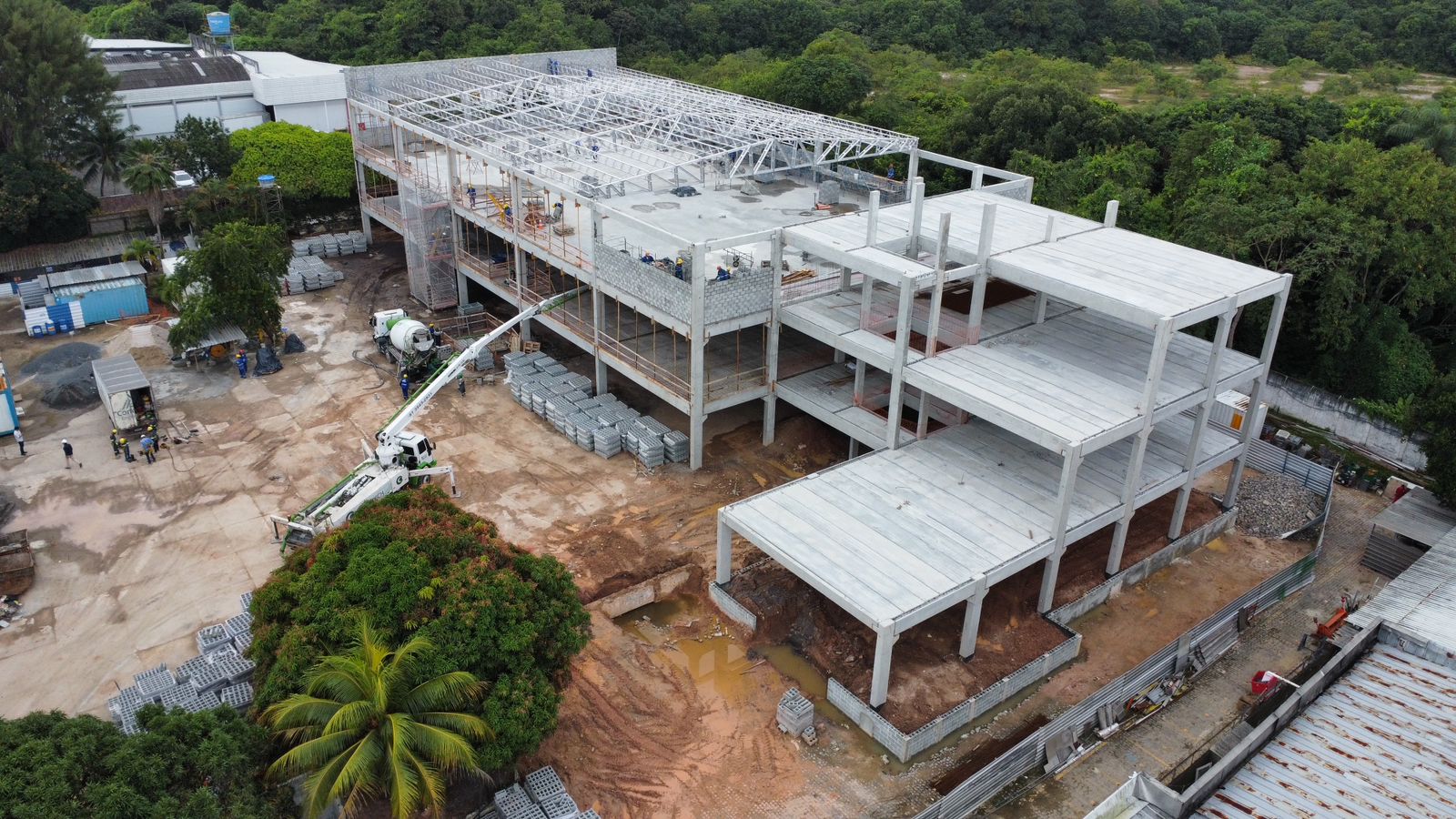 Masterboi: Construção do Bloco Administrativo