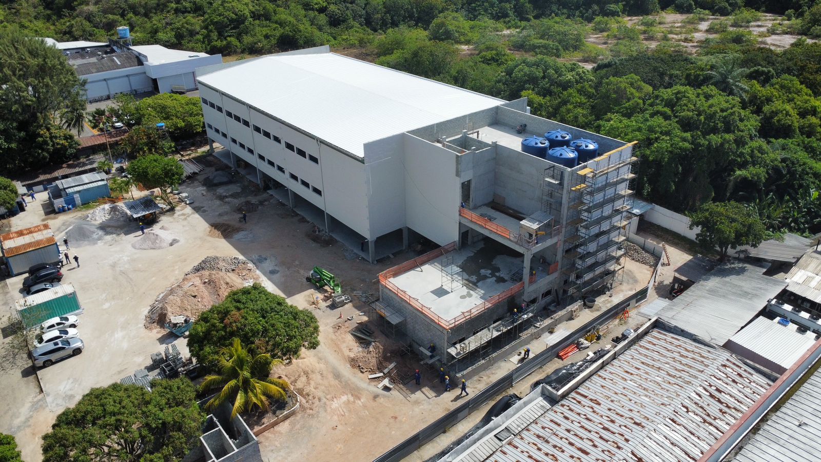 Masterboi: Construção do Bloco Administrativo