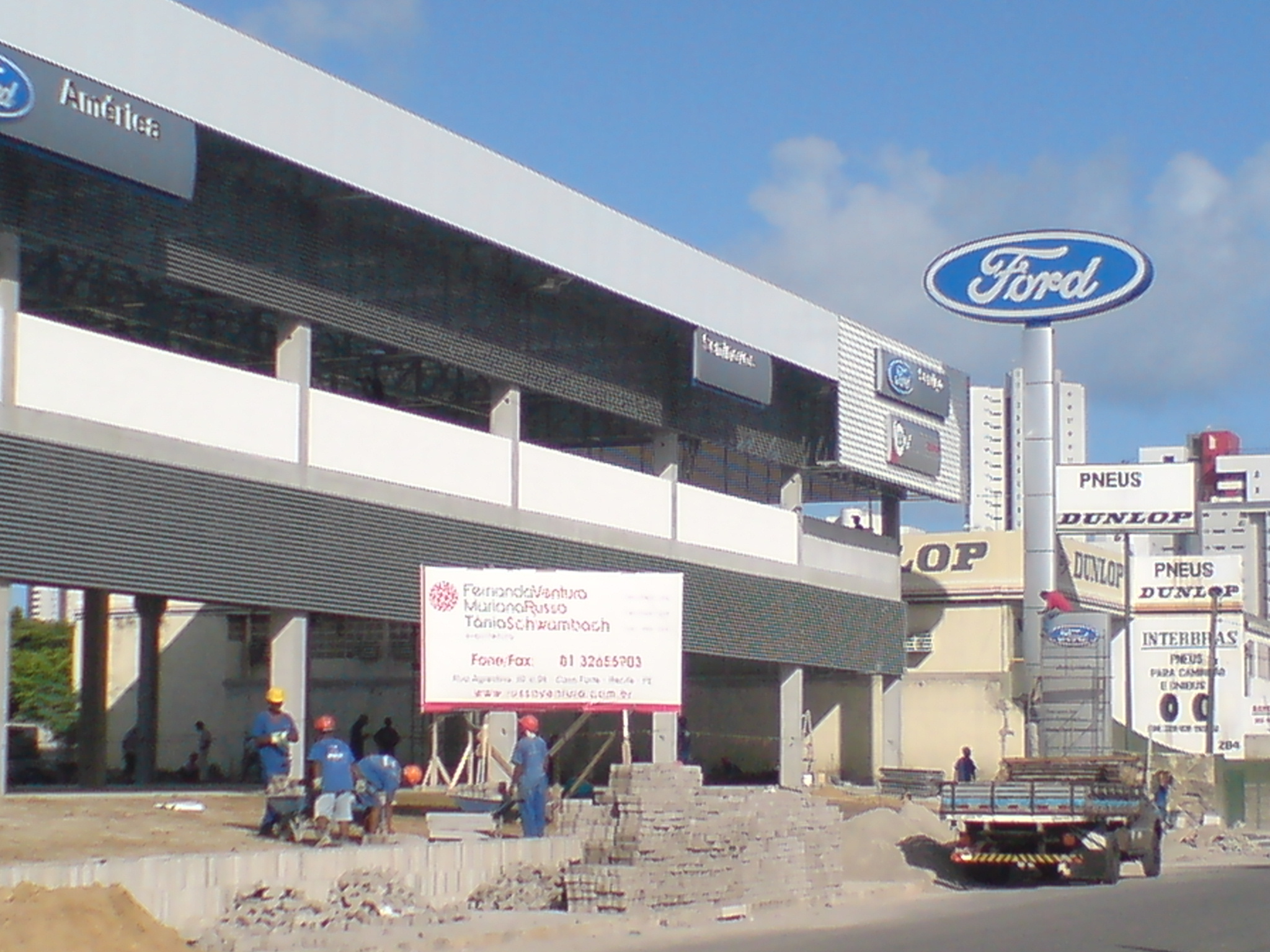 América Ford: Concessionária