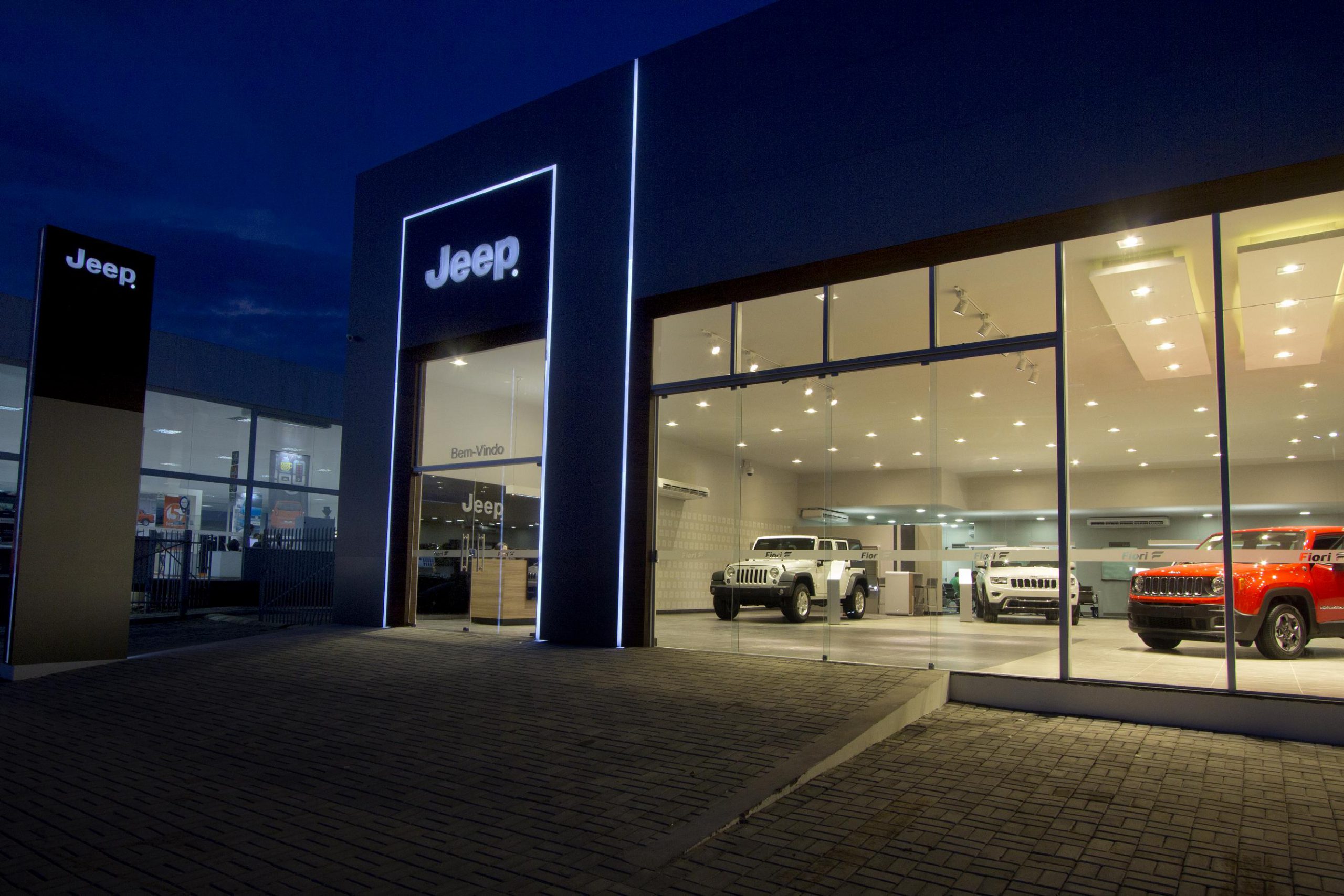 Jeep: Reforma de Concessionária em Manaus