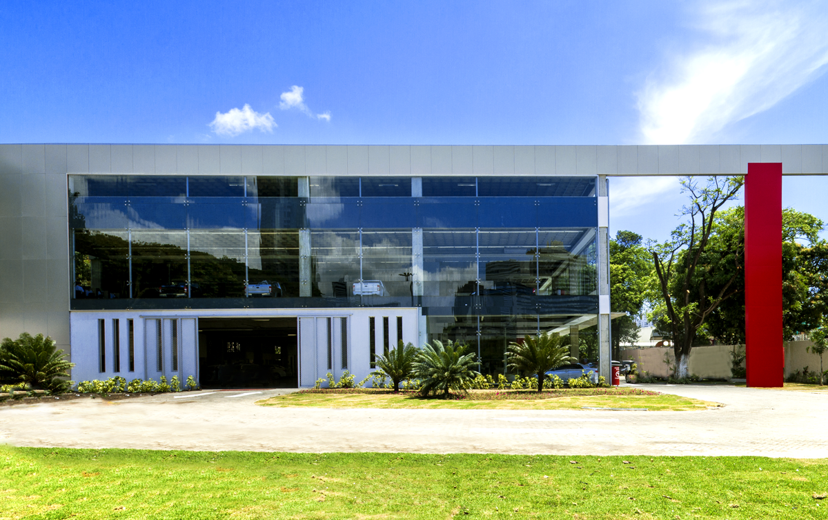 Toyolex Toyota: Retrofit do casarão e construção de prédio