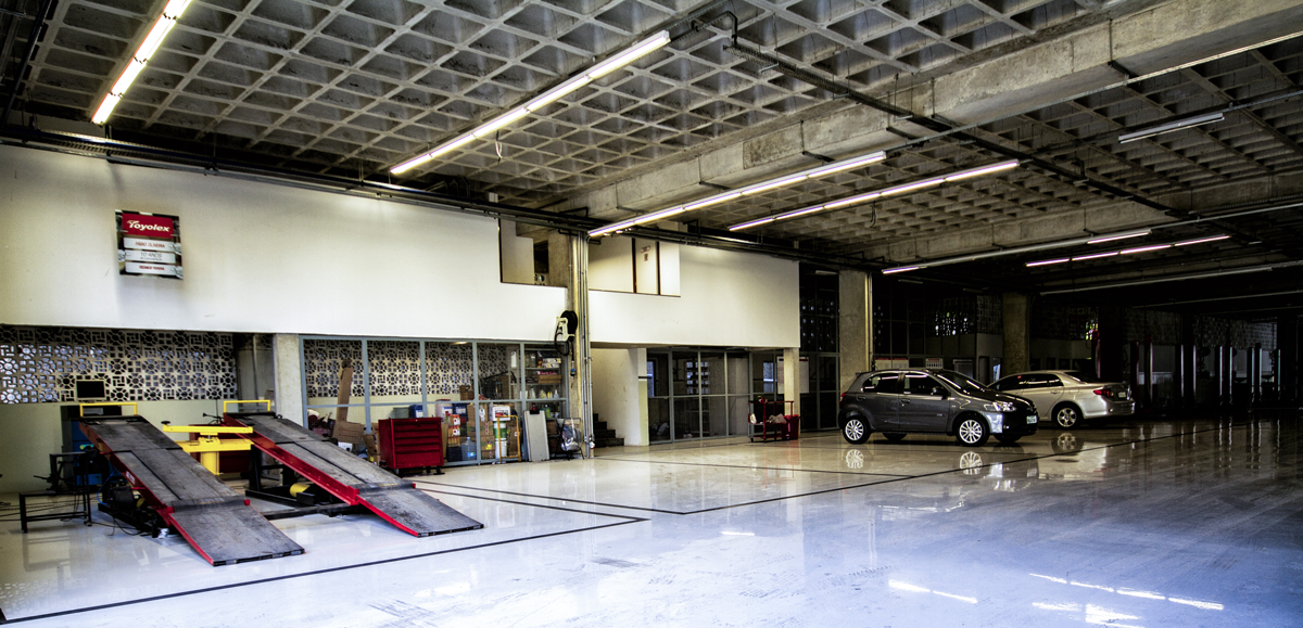 Toyolex Toyota: Retrofit do casarão e construção de prédio