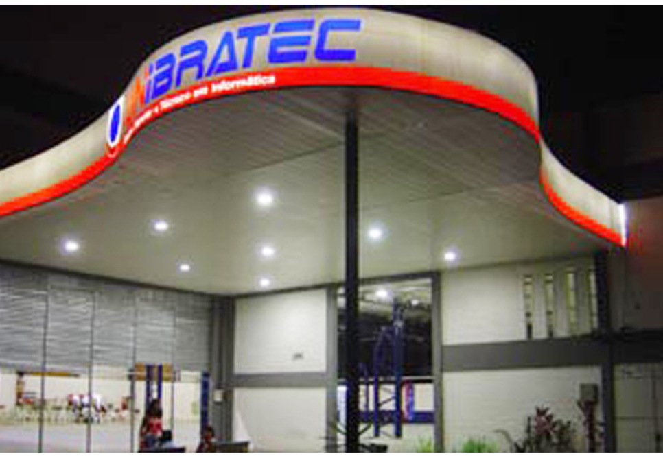 UNIBRATEC – Centro Tecnologia: Escola Técnica
