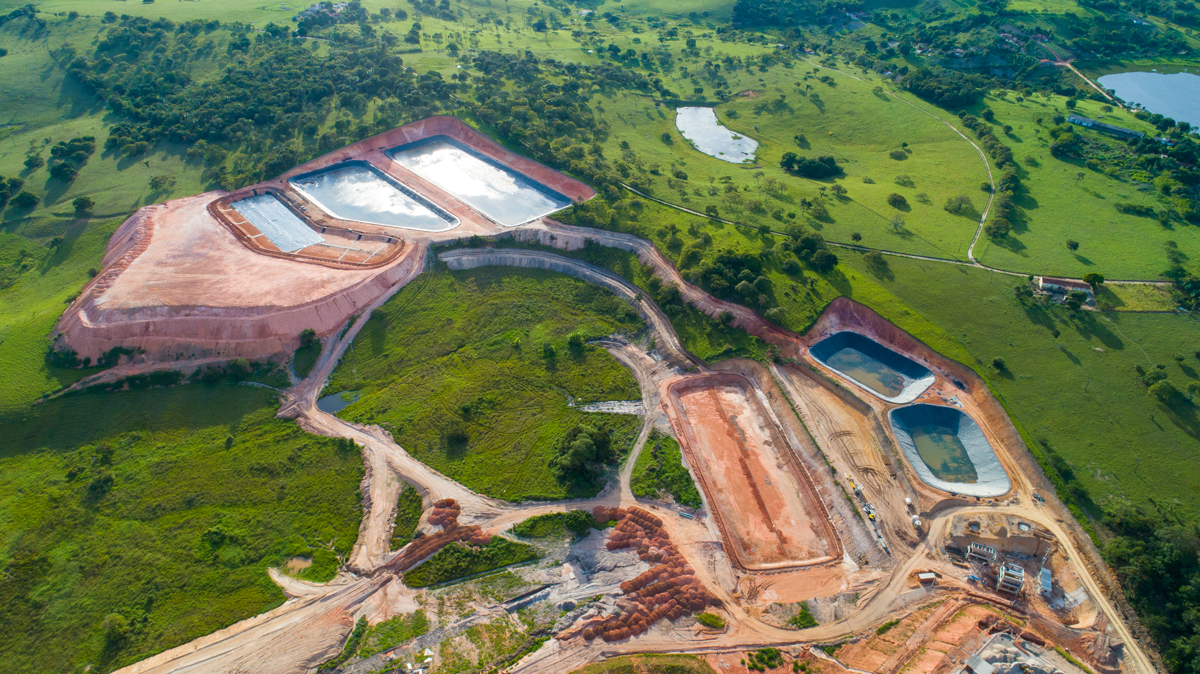 Masterboi: Construção da Fábrica