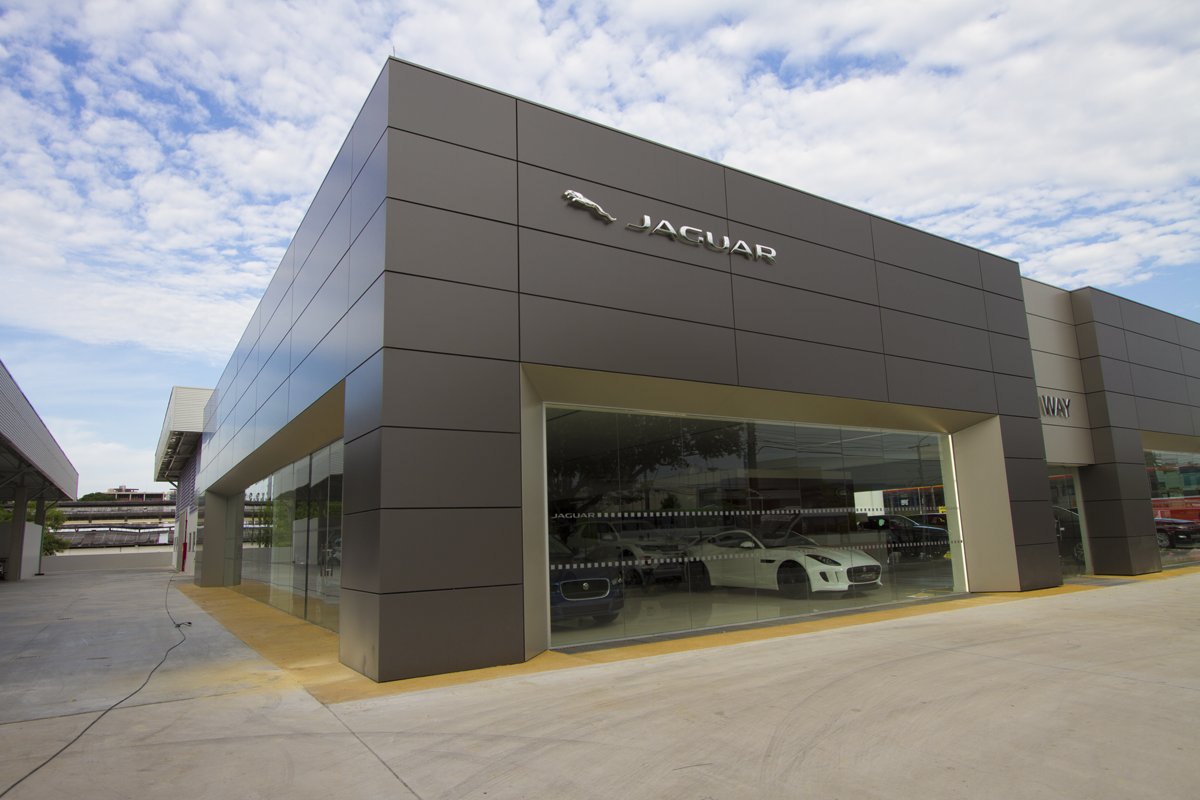 Land Rover e Mercedes-Benz: Concessionária em Chapada, AM