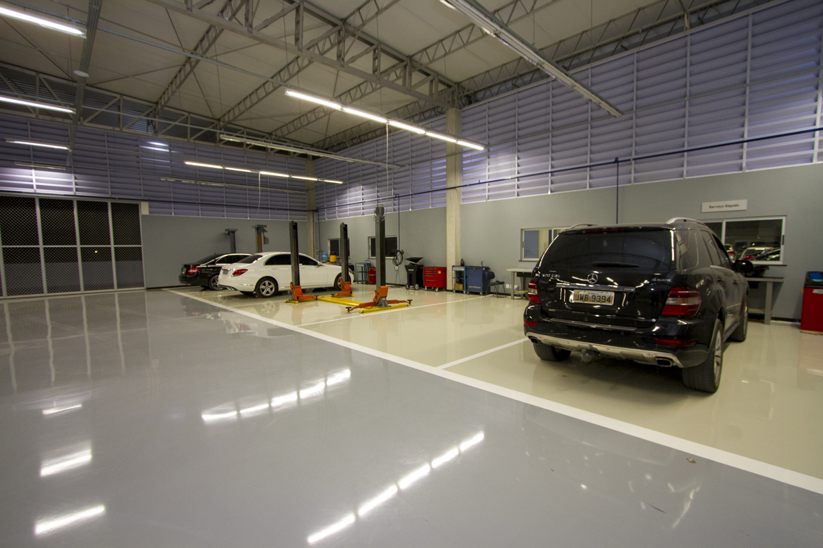 Land Rover e Mercedes-Benz: Concessionária em Chapada, AM