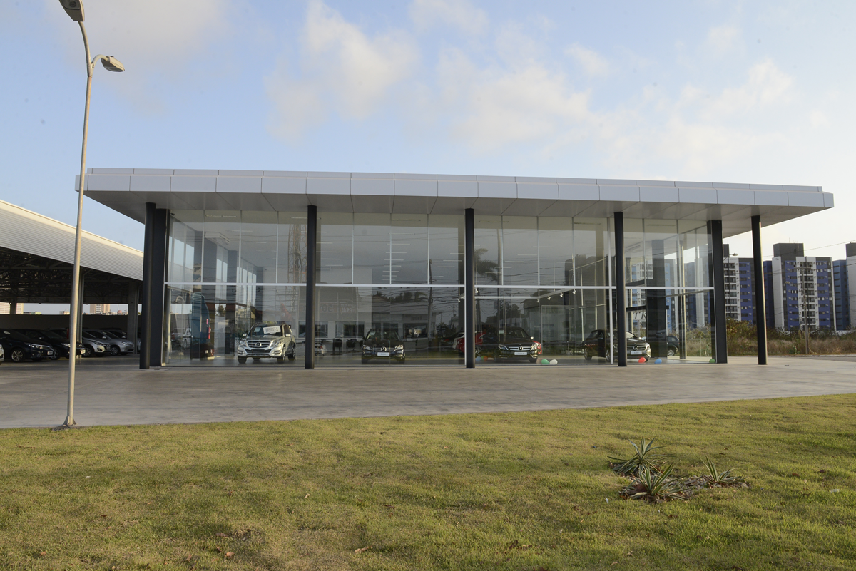 Land Rover e Mercedes-Benz: Construção da Concessionária em São Luís