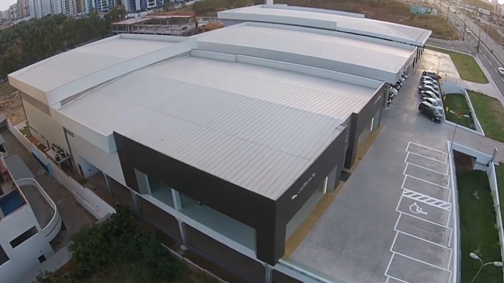 Land Rover e Mercedes-Benz – São Luis/MA – Construção: Concessionária
